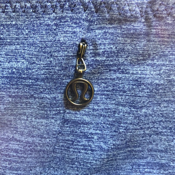 Lulu lemon Purple tank with built in sports bra size 2 - Picture 3 of 6